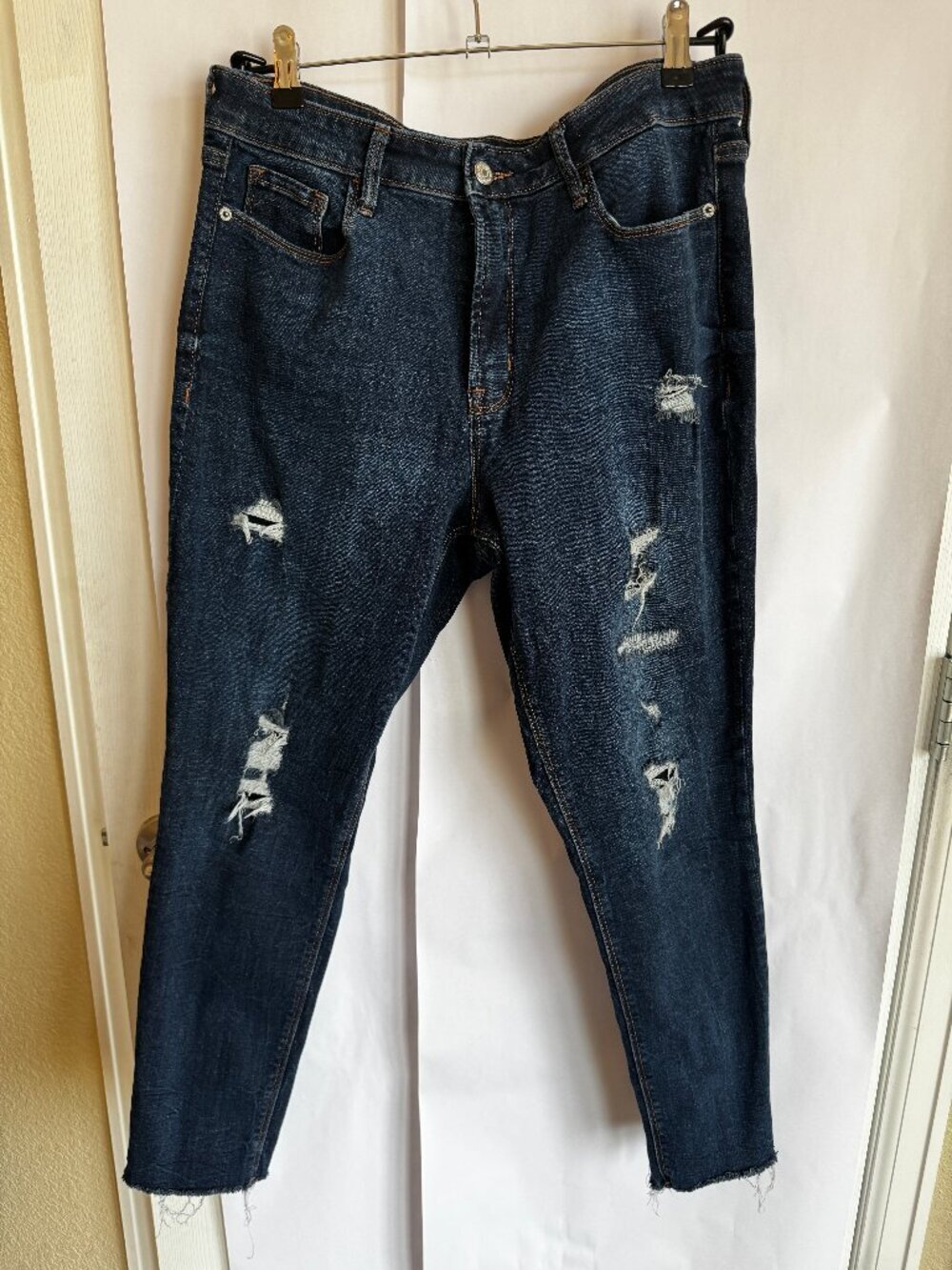 Old Navy Rock Star Super Skinny High Rise Dark Wash Distressed Size 12/31